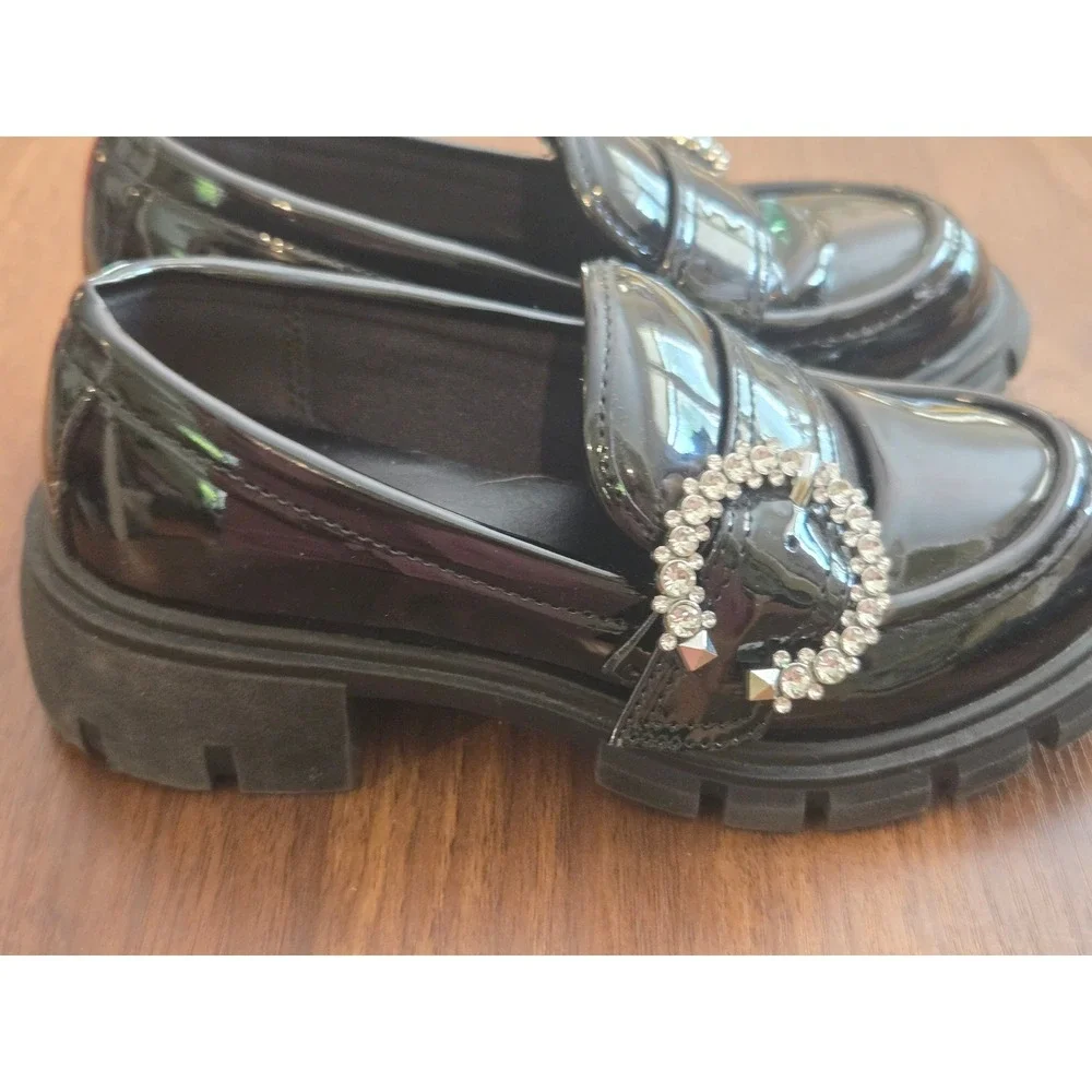 Steve Madden note small